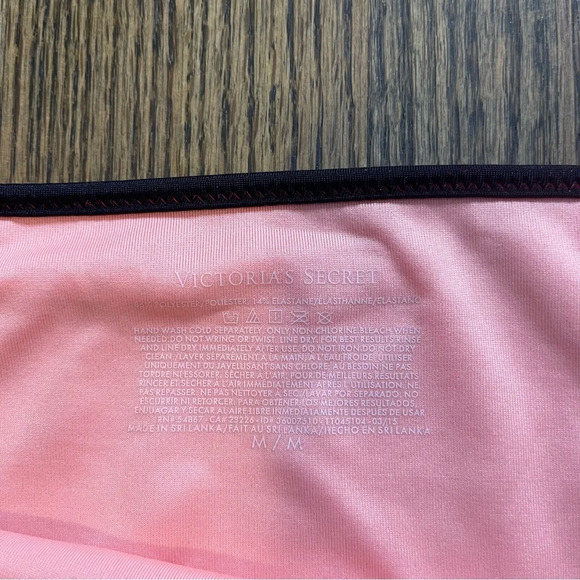 Victoria Secret bright pink bathing suit bottoms size medium - Picture 4 of 4